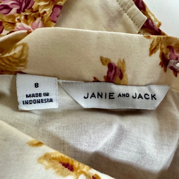 Floral Peplum Top - Picture 4 of 4